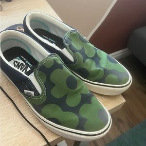 Slip on vans M8/W9.5